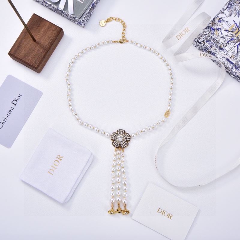 chr1st1an D10r necklaces